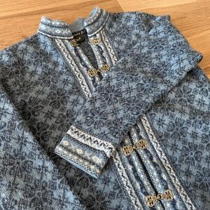 Vintage Eagle’s Eye Blue Fair Isle Lambs Wool Sweater
